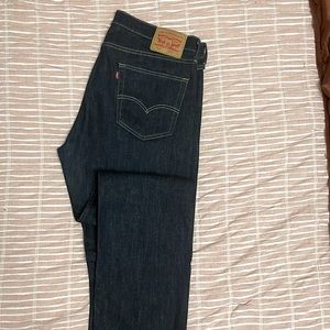 Levi’s 513 / Size 36W/32L